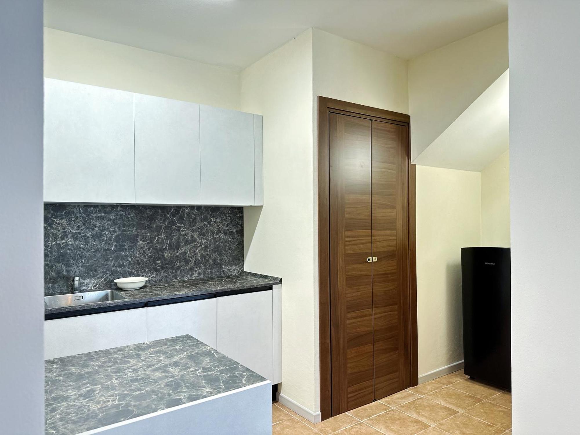 Parisi - Apartment *