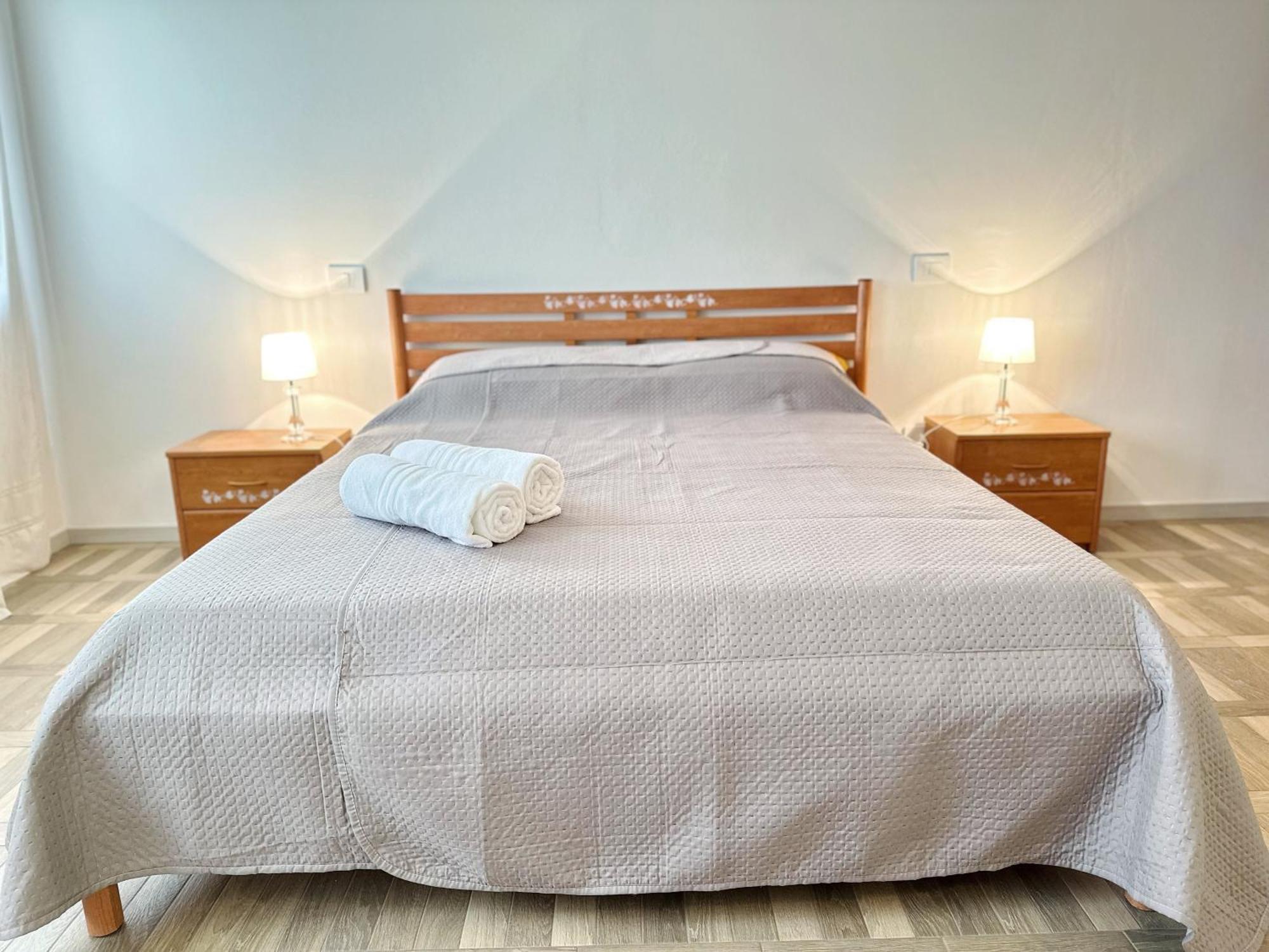 Apartment Parisi - *
