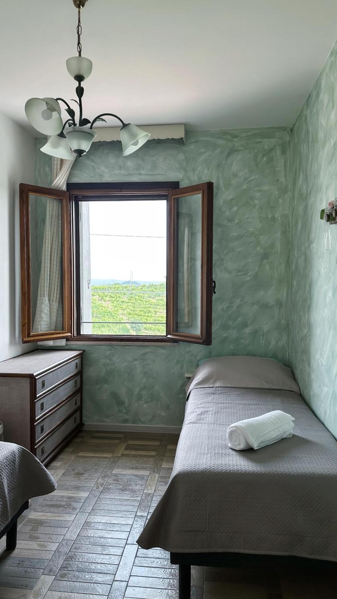 Parisi - Apartment Valdobbiadene