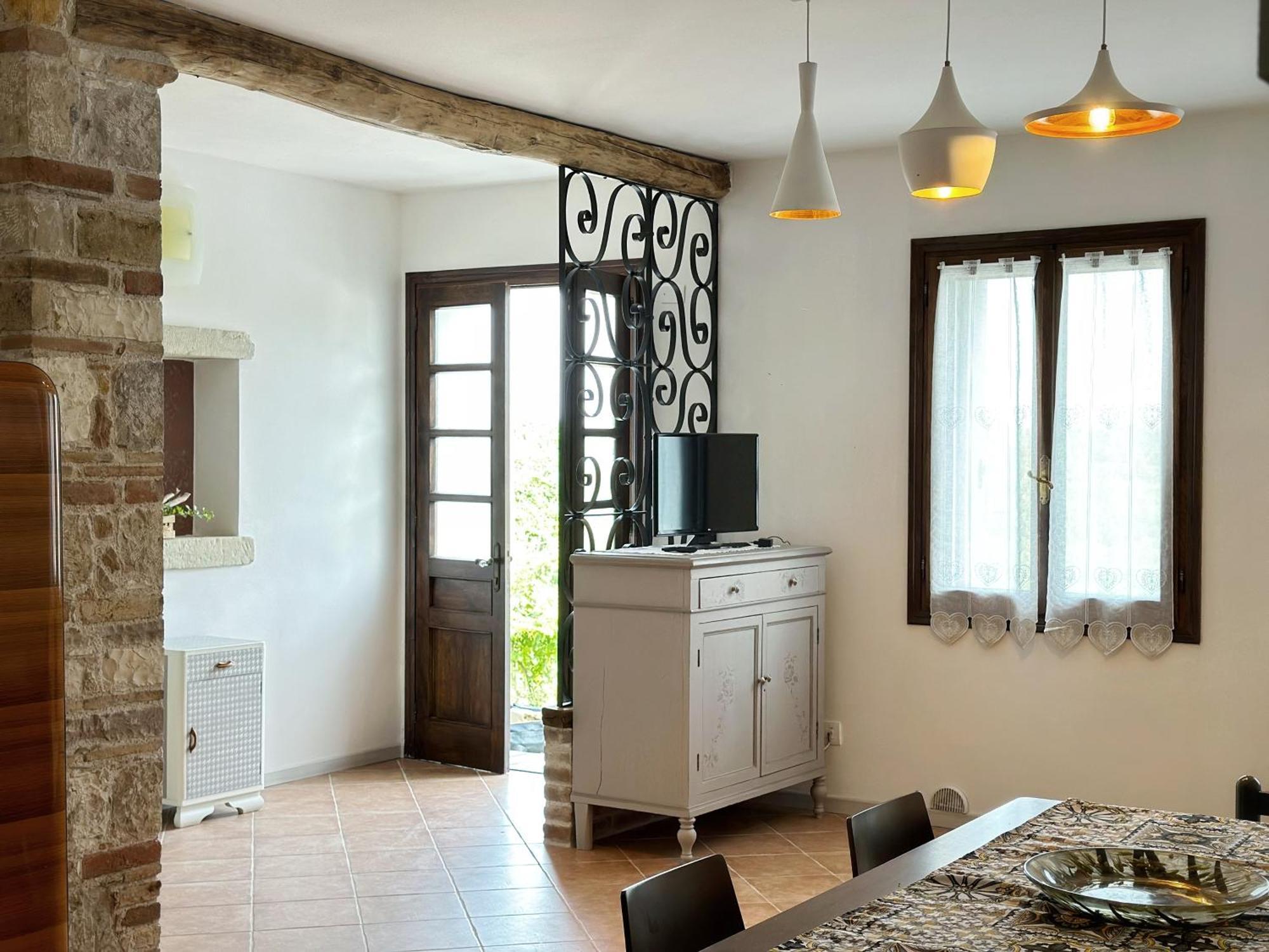 Apartment Parisi - *
